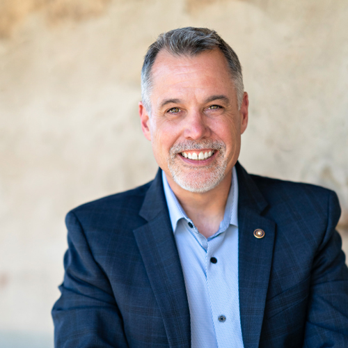 headshot of Dave Oates